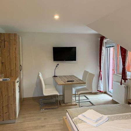 מויסטראנה Guesthouse Veranda מראה חיצוני תמונה
