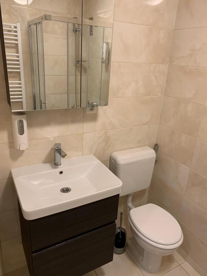 מויסטראנה Guesthouse Veranda מראה חיצוני תמונה